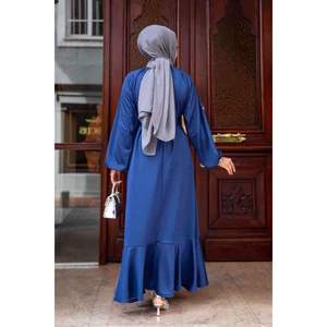 Robe quotidienne modeste Indigo avec jupe à volants col montant taille naturelle viscose matériel broderie motif imprimé décoration - Product Image 5