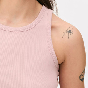 Débardeurs en tricot de couleur unie grande taille pour femmes, shorts décontractés, manches de soutien-gorge respirantes, options de vente en gros - Product Image 5