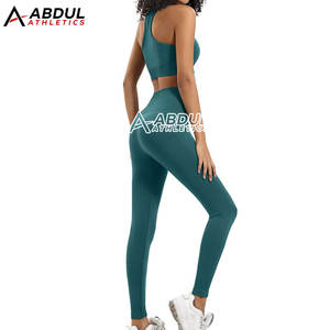 Ensemble de yoga à quantité minimale de commande basse pour dames ensemble de yoga confortable et facile à porter disponible en stock - Product Image 3