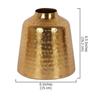 Florero de aluminio de diseño de lujo con aspecto desgastado y base ancha, perfecto para comedor de estilo rural - Product Image 2