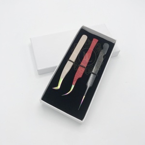 Pinzas para pestañas de acero inoxidable hechas a mano con logotipo personalizado de alta calidad, recién llegado, diseño único de arcoíris, revestimiento múltiple en polvo - Product Image 3