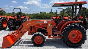 Tractor Kubota L4600 Usado, Tractor Agrícola Kubota L4600 4WD con Cargador, Potente Motor Diésel para Uso Agrícola - Product Image 5