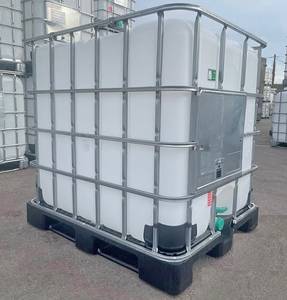 Réservoir de stockage de liquides IBC de 1000 L, conteneur intermédiaire en HDPE avec valve de fond, cage en acier et palette - Product Image 1