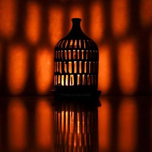 Portavelas Decorativo de Metal con Acabado en Estaño, Hecho a Mano, con Diseño de Corte y Grabado, Estilo Moderno, para Decoración del Hogar, Portavelas Navideño - Product Image 2