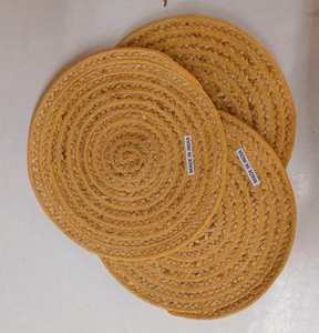 Wholesale round Cotton Woven Jute Placemats Washable Reusable Dining Table Mats with Fringes for Kitchen & Restaurant - Product Image 2