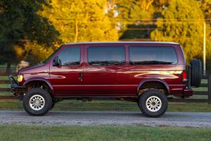 Ford E-350 Quigley 4x4 de 2007 - Product Image 3