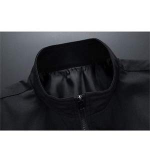 Otoño y primavera Nuevo estilo diario cálido Chaqueta delgada suelta e informal de color sólido Estilo deportivo Chaqueta con cremallera para hombre - Product Image 2