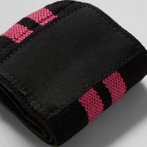 Muñequeras de Neopreno Transpirables y Antideslizantes para Levantamiento de Pesas, Entrenamiento en Gimnasio, Protección Integral, Cierre Ajustable con Gancho y Bucle - Product Image 2