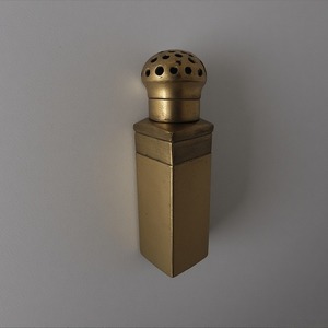 Moulin à sel et à poivre en bois élégant avec surface à patine rustique Artisn Craft offrant un accent décoratif pour manger et fonctionnel - Product Image 2