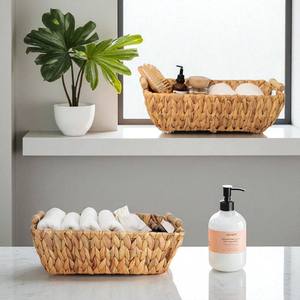 Panier rectangulaire en jacinthe d'eau tissé à la main ISLA, paniers empilables en osier, organisateur, lot de 2 avec poignées en bois pour la maison, l'hôtel et la vente au détail - Product Image 1