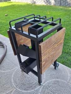 Parrilla Portátil de Carbón Dorello con Ruedas y Estantes Laterales de Madera, Parrilla para Barbacoa con Recolector de Ceniza para Jardín, Patio o Terraza - Product Image 2