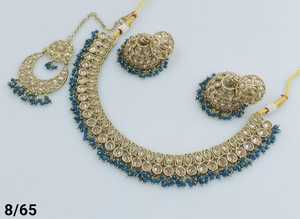 Conjunto de collar de Gargantilla redondo Motipearl chapado en oro tradicional indio y de moda con pendiente Jumkha, conjunto de collar Maagtika para mujer - Product Image 2