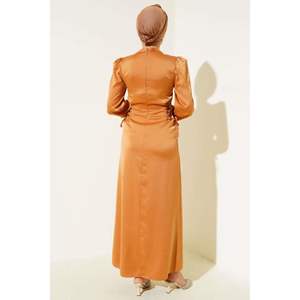 ชุดซาตินอูฐพร้อมเชือกข้างรายละเอียด - Product Image 2