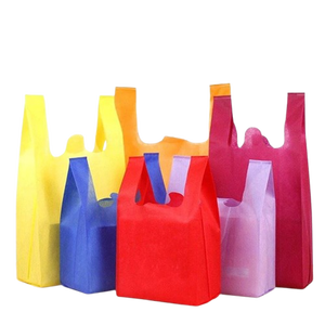 Bolsa de Compras Reutilizable de Polipropileno No Tejido, Vibrante y Elegante, con Diseño de Camiseta Personalizado, Fabricada en Fábrica, Reciclable, para Regalos y Compras - Product Image 3