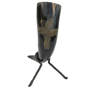 Tasse à corne à boire de bière et de vin d'artisanat naturel de style viking avec support faveurs de fête et article cadeau d'exportation d'Inde - Product Image 5