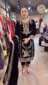 Nueva llegada de alta calidad, Ropa Étnica, conjunto de traje de terciopelo puro, secuencia de terciopelo viscosa, bordado, parte superior e inferior de trabajo con Dupatta - Product Image 3