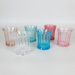 Gobelet court en plastique coloré vintage incassable pour restaurant et fêtes en plein air - Product Image 5