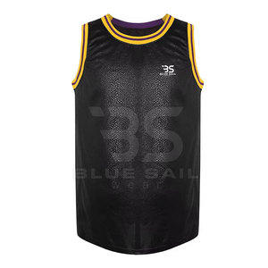 Jersey de baloncesto Atlético Diseño elegante y cómodo para juegos de cancha interior Jersey de baloncesto impreso personalizado - Product Image 1