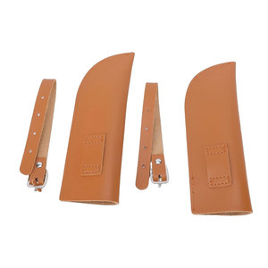 Porta Banderas de Cuero con Construcción Resistente y Estilo Elegante, Perfecto para Eventos Ceremoniales y Uso Formal con Banderas - Product Image 1