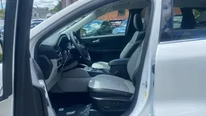 รถฟอร์ด เอสเคป PHEV BASE ปี 2024 มือสอง พวงมาลัยซ้าย/ขวา - Product Image 5