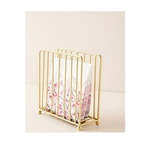 Soporte de papel de metal de alambre de primera calidad para el hogar, cocina, oficina y sala de estar con diseño simple y elegante hecho a mano - Product Image 3