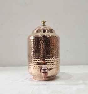 Dispensador de agua de cobre puro hecho a mano, diseño martillado con soporte, contenedor de almacenamiento y servicio - Product Image 4