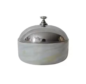 Casserole design en métal plaqué or de qualité supérieure pour les hôtels de luxe et les événements exclusifs. - Product Image 3