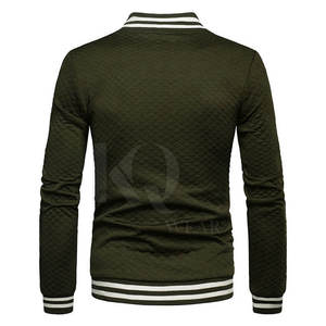 Chaqueta Letterman Estilo Urbano para Hombre, Diseño Moderno con Cierre Frontal, Tela Cómoda Reversible de Algodón/Lana, Perfecta para Atuendos Casuales - Product Image 3