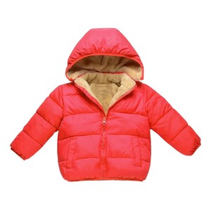 Veste d'hiver matelassée à capuche rouge pour enfants avec doublure en fausse fourrure et fermeture éclair, vêtement d'extérieur épais et chaud - Product Image 4
