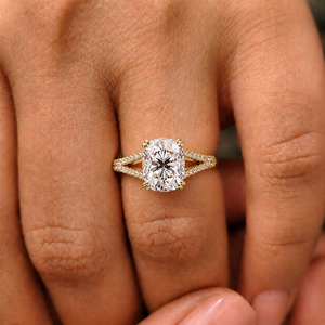 Anillo de Compromiso de Oro de 14K con Diamante Cultivado en Laboratorio de Corte Cojín de 4.00 CT Certificado por IGI, Anillo Nupcial con Pavé, Joyería de Lujo para Mujer - Product Image 2