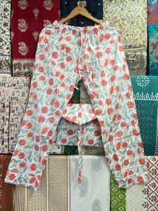 Conjunto de pijama de algodón indio con estampado de bloque de mano 100% algodón ligero ultrasuave vestido de noche Pantalones de mujer conjunto de camisa con bolsa - Product Image 2