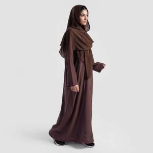 Abaya rose moderne Eira avec un élément de mode simple - Product Image 6