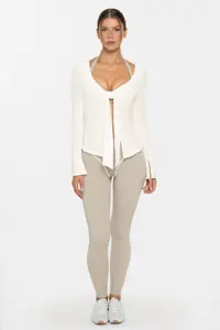 Ensemble de yoga pour femmes au meilleur design, personnalisé, nouvelle qualité, prix bas, ensemble de yoga de bonne qualité, vêtements de fitness, produit d'usine en gros - Product Image 6