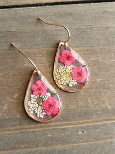 Pendientes de Resina de Diseño Personalizado |   Pendientes Largos Ligeros |   Joyería Contemporánea Hecha a Mano para Mujer - Product Image 3