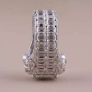 Anillo de Lujo Moderno con Diamantes Naturales Baguette, Oro de 18K, Certificado IGI, Corte Brillante, para Mujer - Product Image 3