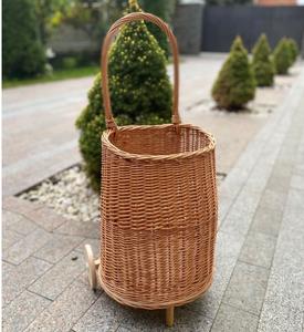 Carrito de servicio de ratán de diseño de inspiración vintage con artesanía artística y fácil movilidad ideal para invitados en casa - Product Image 4