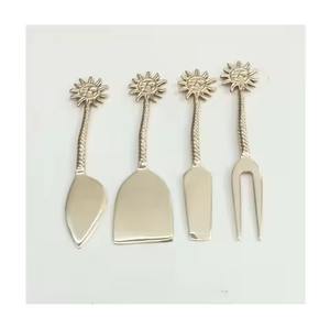Ensemble de couteaux à fromage de luxe manche soleil de qualité supérieure en laiton ensemble de couteaux à fromage - Product Image 1
