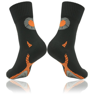 Chaussettes de pêche OEM pour hommes en coton de haute qualité pour le sport antidérapant avec logo personnalisé - Product Image 5