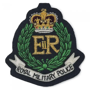 Insigne de rang d'épaule personnalisé de haute qualité pour les badges uniformes en lingot Fabricant de gros OEM - Product Image 5