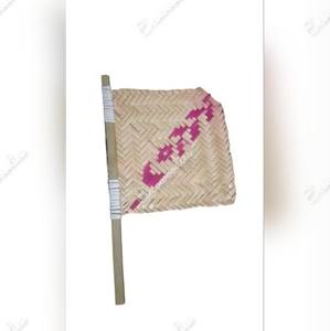 Artisanat traditionnel bambou naturel raphia ventilateur été main paille canne tissé ventilateurs forme carrée main ventilateur Pankha avec longue poignée - Product Image 5