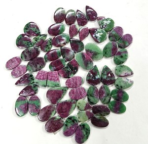 Tự Nhiên Của <span class=keywords><strong>Ruby</strong></span> Zoisite Cabochon Lỏng Đá Quý Số Lượng Lớn Handmade Cặp Hình Dạng Phẳng Trở Lại Của <span class=keywords><strong>Ruby</strong></span> Zoisite Chữa Bệnh Đá Quý Tại Giá Bán Buôn - Product Image 4