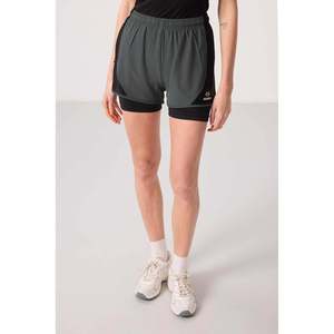 Pantalones Cortos Deportivos 2 en 1 Tommylife para Mujer, de Poliéster y Elastano, con Leggings Interiores, Bolsillo con Cremallera Oculta, Ajuste Estándar, Secado Rápido - Product Image 3
