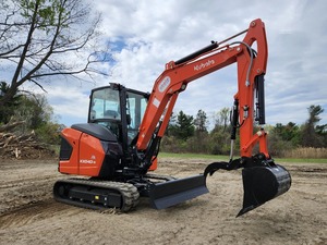 รถขุดขนาดเล็ก Kubota KX040-S แบบตีนตะขาบ พร้อมบุ้งกี๋ขนาด 0.09 ลูกบาศก์เมตร สำหรับงานก่อสร้าง - Product Image 5