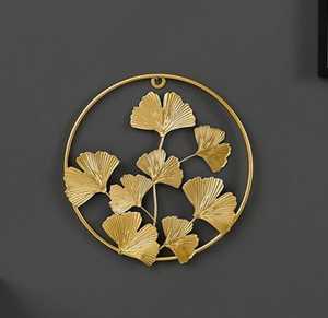 Artículos tradicionales para colgar en la pared hechos de metal MDF y madera natural con acabado artesanal - Product Image 6