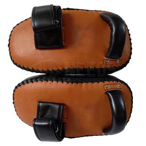 Kick Shield en cuir léger de haute qualité Produit de boxe polyvalent à un prix raisonnable - Product Image 5
