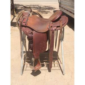 Bridon de selle anglais en cuir véritable de luxe, gravé, pour course, durable et confortable, fabriqué en Inde - Product Image 2