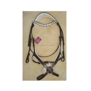 Brida de cuero suave Micklem Diamante de caballo grande de calidad superior en producto de caballo negro - Product Image 2