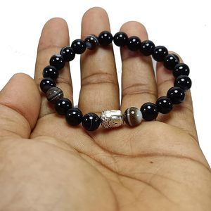 สร้อยข้อมือคริสตัล ซูเลมาเนีย หินแท้ หัวพระพุทธรูป ลูกปัดกลม 8 มม. อัญมณี แฟชั่น ของขวัญสำหรับผู้ชายและผู้หญิง พลังงาน - Product Image 6