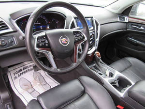 Auto Usado de Calidad a Precio Accesible, Cadillac SRX 2015, Volante a la Izquierda - Product Image 2