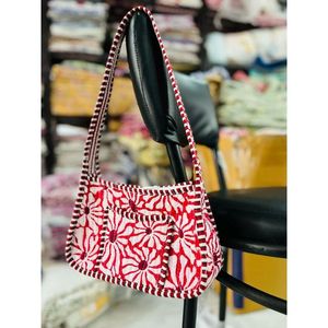 Bolso Bandolera Acolchado de Algodón Vintage con Detalles de Cuero y Cierre de Cremallera Portátil - Product Image 3